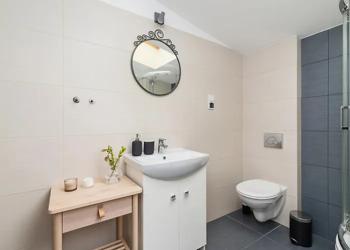 3-bedroom In The Centre - Old Town 아파트